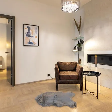 Apartment Chic & New Town By Subway Prague