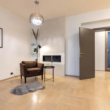 Chic & New Town By Easybnb Premium 아파트