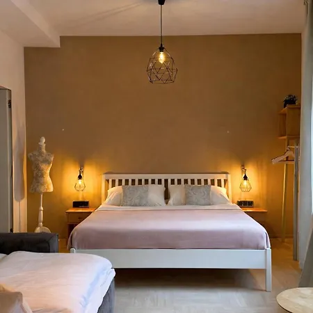 Chic & New Town By Easybnb Premium