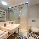Chic & New Town By Easybnb Premium * פראג