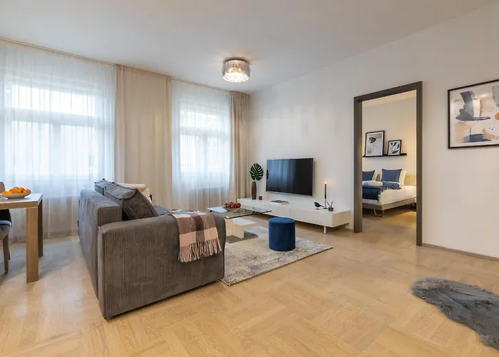 Chic & New Town By Easybnb Premium *