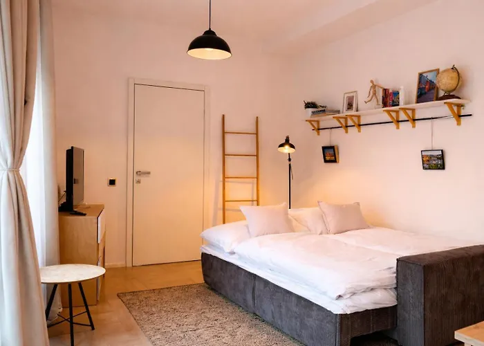 Chic & New Town By Easybnb Premium *